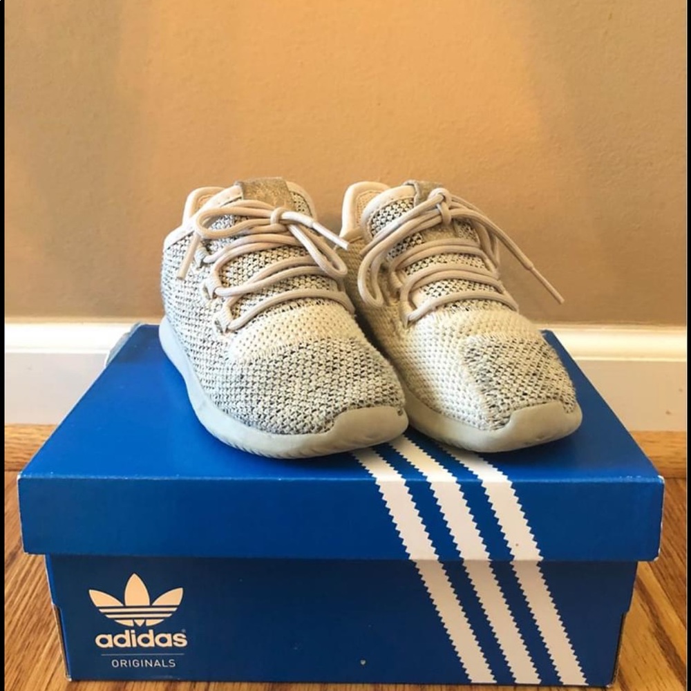 Toddler adidas for boy or girls size 7k